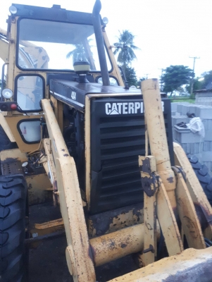 ขายรถตักหน้าขุดหลัง CAT 2 เพลาเอกสารซื้อขายราคา 200,000