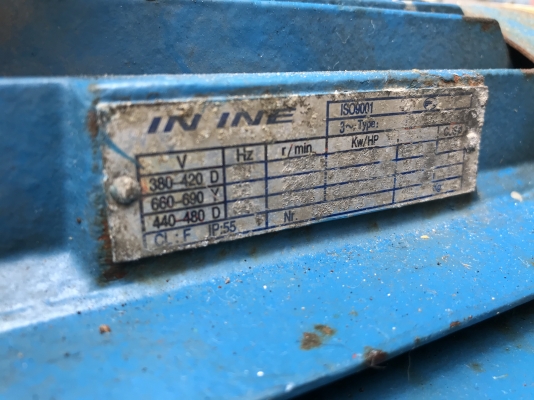 ขายปั๊มน้ำหอยโข่ง Calpeada made in Italy ขนาดเข้า 3นิ้ว ออก 2.5นิ้ว ใบพัดเหล็กหล่อ พร้อมมอเตอร์  10HP. 2800rpm. 380V สภาพสวย หมุนนิ่ม(ไม่มียางยอย) พร้อมใช้งาน มี 2ชุด ราคาชุดละ 13,000 บาท