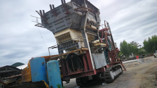 ปากโม่เคลือนที่ รุ่น 54x42" / โม่ได้ 500 ตันต่อชั่วโมง 1 ชุด อุปกรณ์ครบ พร้อมใช้ ราคา 25 ล้าน ต่อรอง 081 7410515