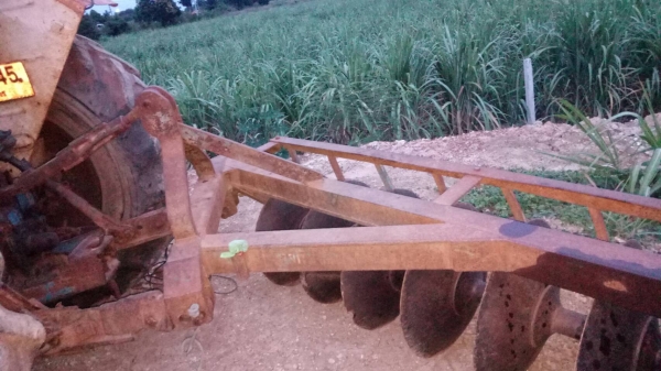 ขายรถไถฟอร์ด 6610 มีเล่มทะเบียนพร้อม ขายรถไถฟอร์ด 6610 มีเล่มทะเบียนพร้อม