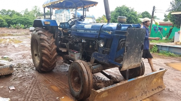 ขายรถไถ FORD 6600T3เอกสารทะเบียน