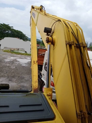 ขายKOMATSU PC200-8 บูมยาวช่วงล่างใหม่ทั้งหมดใช้ตักข้าวโพดเอกสารเล่มทะเบียนราคา 2,200,000 ขายKOMATSU PC200-8 บูมยาวช่วงล่างใหม่ทั้งหมดใช้ตักข้าวโพดเอกสารเล่มทะเบียนราคา 2,200,000