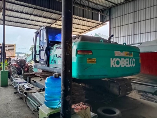 ขายKOBELCO SK260-8 ช่วงล่างใหม่ทั้งหมดบูมยาวใช้จักข้าวโพดเอกสารเล่มทะเบียนราคา 2,500,000