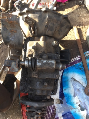 แยกขายอะไหล่ฮี่โน่ w04d 120แรง ราคาถูก 0816278866