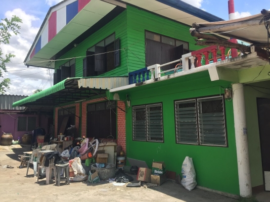 ขายบ้าน พร้อมที่ดิน 0-2-70ไร่ (270ตรว.)และห้องเช่า13ห้อง ถนนสนามบินน้ำ นนทบุรี ขายเหมา18ล้านบาท