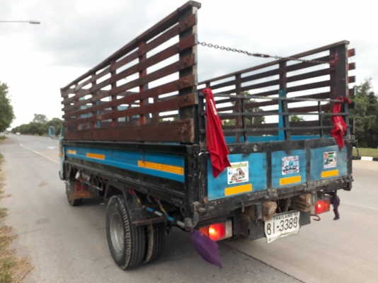 ISUZU ELF 6 ล้อ พร้อมใช้ ช่างหมึก 0947452226 // 0875262494 ISUZU ELF 6 ล้อ พร้อมใช้ ช่างหมึก 0947452226 // 0875262494