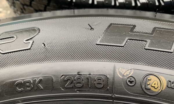 ยางป้ายแดง 205R16 Bridgestone ดอกเต็มๆ ตุ่มอลังทุกเส้น