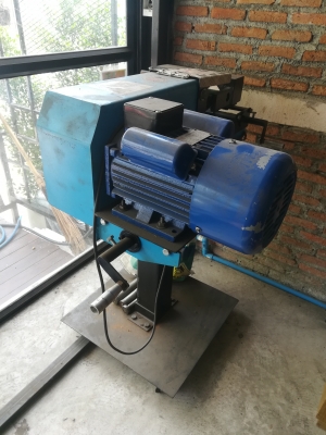 เครื่องบากท่อ