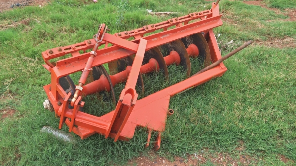 ผาน6*22" อู่สมจิตรราชายนต์โคราช ผานใหม่ รับประกันไถดี ใช้กับรถ36-50แรง โทร 0810745778