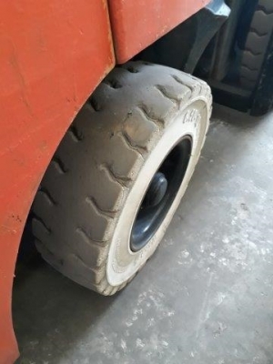 TOYOTA ขนาด 3ตัน เครื่องยนต์ดีเซล ☎️ ติดต่อ098-2492100 ภัทร