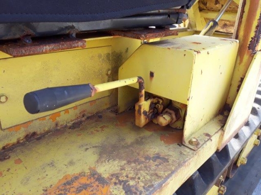 รถดั้มแทรคยาง MST800 มือสองญี่ปุ่น