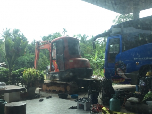 รถแบคโฮ (KUBOTA) KK161-3 ตู้เก่ง ( รถทำงาน 4,xxx ชม ) สนใจติดต่อ 081-6079515 line ID : 081-6079515 รถแบคโฮ (KUBOTA) KK161-3 ตู้เก่ง ( รถทำงาน 4,xxx ชม ) สนใจติดต่อ 081-6079515 line ID : 081-6079515