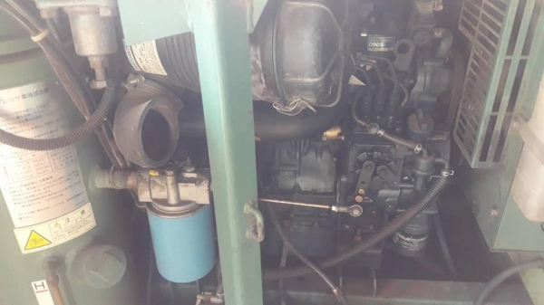 SALE*FROM JAPAN*ขายถูกด่วนๆ เครื่องปั๊มลม แบบเครื่องยนต์ DENYO-DIS-70SB ปรับสภาพ ขัดล้าง- ทำสี เช็คระบบให้เรียบร้อย SALE*FROM JAPAN*ขายถูกด่วนๆ เครื่องปั๊มลม แบบเครื่องยนต์ DENYO-DIS-70SB ปรับสภาพ ขัดล้าง- ทำสี เช็คระบบให้เรียบร้อย