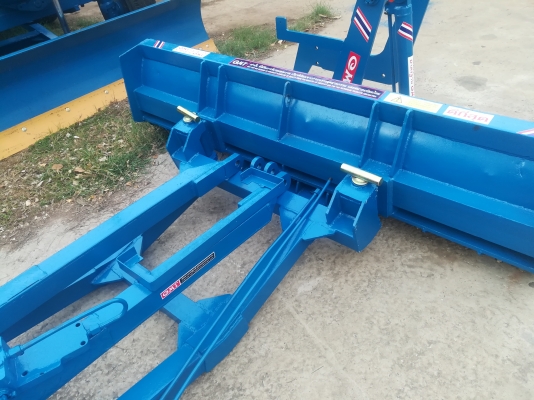 ขายดันหน้ารถไถฟอร์ด ขายดันหน้ารถไถฟอร์ด