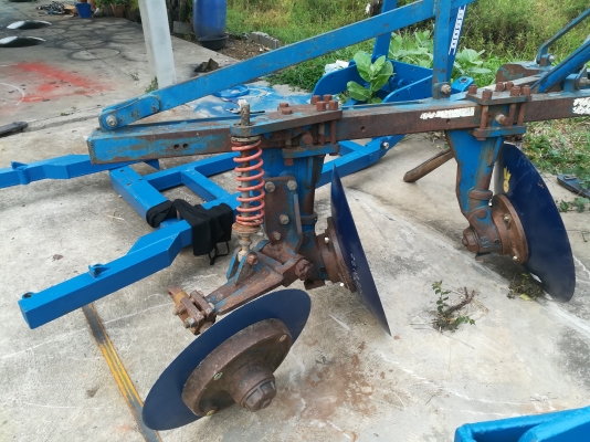 ขายผานสามโครงสี่สภาพสวย ขายผานสามโครงสี่สภาพสวย