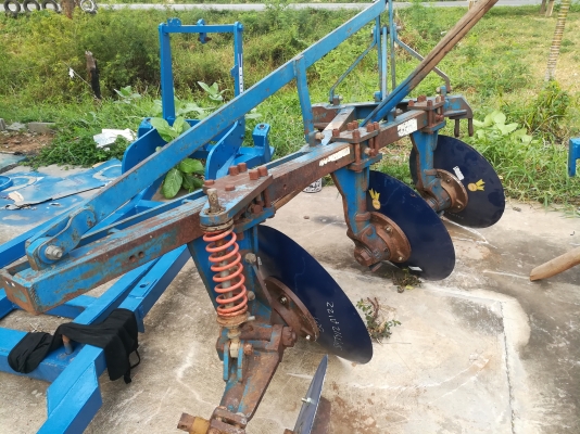 ขายผานสามโครงสี่สภาพสวย ขายผานสามโครงสี่สภาพสวย