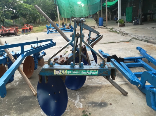 ขายผานสามโครงสี่สภาพสวย ขายผานสามโครงสี่สภาพสวย