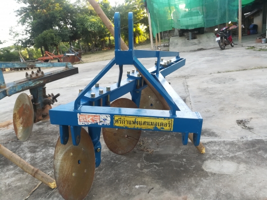 ขายผานสามโครงสี่สภาพสวย ขายผานสามโครงสี่สภาพสวย