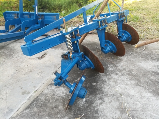 ขายผานสามโครงสี่สภาพสวย ขายผานสามโครงสี่สภาพสวย