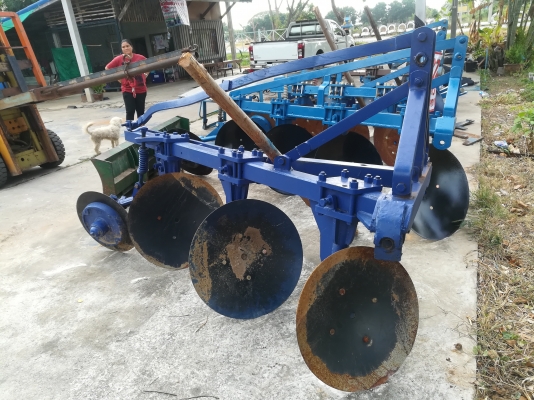 ขายผานสามโครงสีทีที