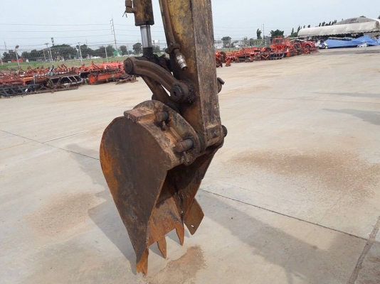 ขายรถแบคโฮ KOMATSU PC40-6 มีระบบกระแทก เปลี่ยนเครื่อง ปั๊มนิ้วแล้ว ราคา 145000