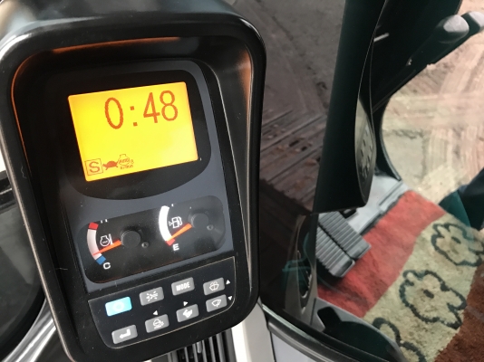 ขายKOBELCO SK200-8 Super-XM 9000 ชั่วโมง สภาพสวยเดิมๆทั้งคัน สนใจติดต่อโดยตรง 081-4283210