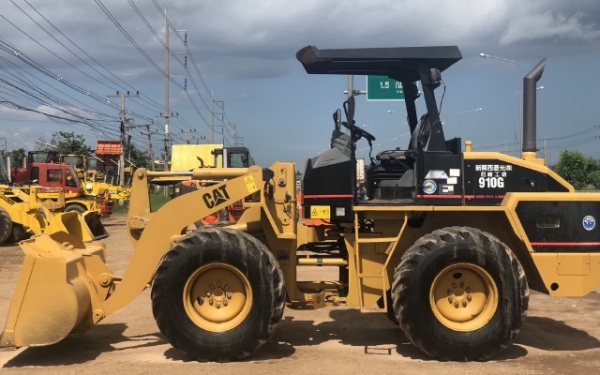 ขายรถตักล้อยาง CAT 910G (5,XXX ชั่วโมง) นำเข้าเองจากญี่ปุ่น สภาพพร้อมใช้ มีVDOการทำงานครับ