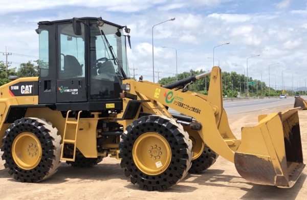 ขายรถตักล้อยาง CAT 910H นำเข้าเองจากญี่ปุ่น สภาพสวยพร้อมใช้ มีVDOการทำงานครับ