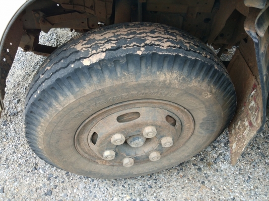 ขาย ISUZU NPR 130 HP ตาเพชร ลิฟท์ท้าย ปี2551