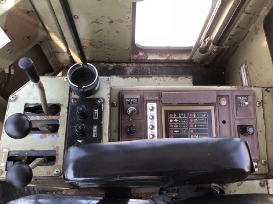 ขายรถตักล้อยาง CAT 936Z (เทียบเท่า WA300) นำเข้าเองจากญี่ปุ่น สภาพสวยพร้อมใช้ มีVDOการทำงานครับ