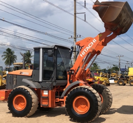 ขายรถตักล้อยาง HITACHI ZW150 (เทียบเท่า WA270-6) ปี 2013 นำเข้าเองจากญี่ปุ่น สวยพร้อมใช้ มีVDOการทำงานครับ