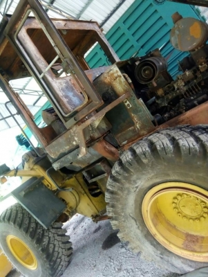 KOMATSU WA300-1 KOMATSU WA300-1