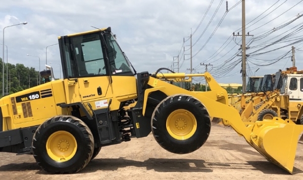 ขายรถตักล้อยาง KOMATSU WA150-5 แขนยาวพิเศษ นำเข้าเองจากญี่ปุ่น สภาพสวยพร้อมใช้ มีVDOการทำงานครับ