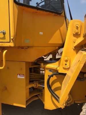 ขายรถตักล้อยาง KOMATSU WA200-1 นำเข้าเองจากญี่ปุ่น สภาพสวยพร้อมใช้ มีVDOการทำงานครับ