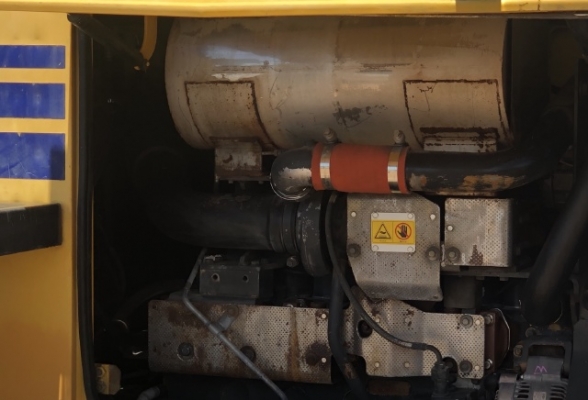 ขายรถตักล้อยาง KOMATSU WA200-5 แขนยาวพิเศษ นำเข้าเองจากญี่ปุ่น สภาพสวยพร้อมใช้ มีVDOการทำงานครับ