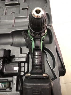 สว่านไร้สาย 12v HITACHI Driver Drill Kit with Flashlight DS12DVF3