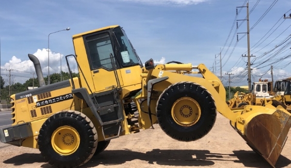 ขายรถตักล้อยาง KOMATSU WA300-3E นำเข้าเองจากญี่ปุ่น สภาพสวยพร้อมใช้ มีVDOการทำงานครับ