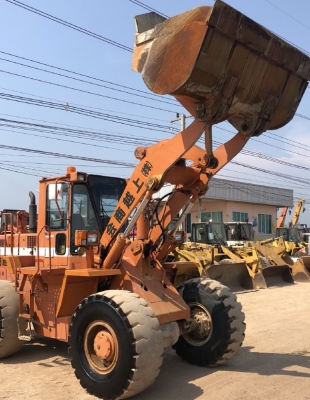 ขายรถตักล้อยาง KOMATSU WA350-1 นำเข้าเองจากญี่ปุ่น สภาพสวยพร้อมใช้ มีVDOการทำงานครับ