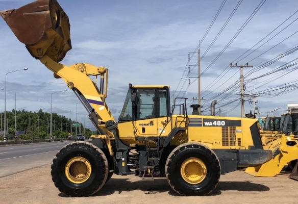 ขายรถตักล้อยาง KOMATSU WA480-6 นำเข้าเองจากญี่ปุ่น สภาพสวยพร้อมใช้ มีVDOการทำงานครับ