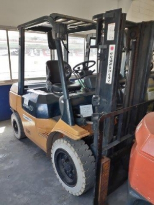 โฟลค์ลิฟท์โตโยต้า 3ตันดีเซล 02-7FD30 # 7FDJ35-22132 มือสองญี่ปุ่น