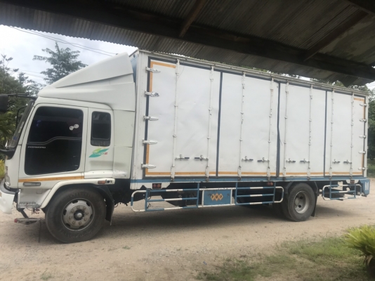 ขาย Isuzu 6 ล้อ FTR33P