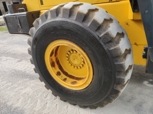 ขาย รถตักล้อยาง KOMATSU WA 300-3 นำเข้าจากญี่ปุ่นโดยตรง โทร.090-986-2521 อ๊อบ