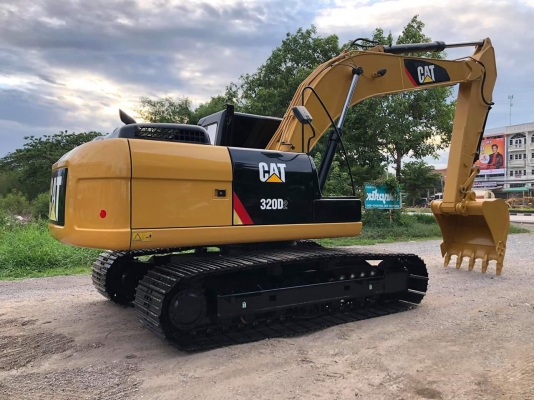 Cat320 D2รถปี15 ใช้งาน7000ช.ม สภาพสวย พร้อมใช้งาน เล่มทะเบียน เจ้าของขายเอง Cat320 D2รถปี15 ใช้งาน7000ช.ม สภาพสวย พร้อมใช้งาน เล่มทะเบียน เจ้าของขายเอง
