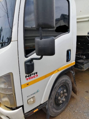 ขาย6ล้อดั้มพ์ ISUZU NPR150แรงม้าปี55-56 มี3คันๆละ650,000 ขาย6ล้อดั้มพ์ ISUZU NPR150แรงม้าปี55-56 มี3คันๆละ650,000