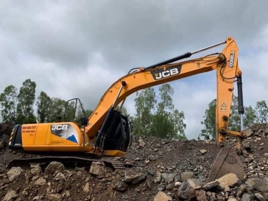 ขาย 1,090,000 บาท JCB JS200SC ทำงาน 9,182 ชม เครื่องดี ปั้มแรง โช่หนา เอวแน่น ไฟฟ้าครบ เอกสารเล่มทะเบียน  รถอยู่  สุรินทร์ โทร 0610710295  สนใจ รายการสินค้า อื่นๆ ที่ เว็ปไชค์ Truck2Hand https://www.truck2hand.com/index.php?actions=content/search&amp;memb