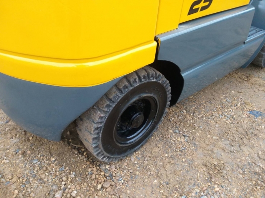 ขายรถยก TCM FD25 Z5 เครื่องดีเซล C240 เสาสูง 3 เมตร ยกได้ 2.5 ตัน เกียร์ออโต้ รถนอกนำเข้า ติดต่อ 098-7962549