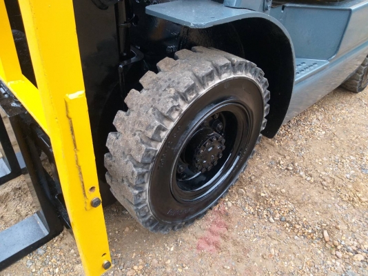 ขายรถยก TCM FD25 Z5 เครื่องดีเซล C240 เสาสูง 3 เมตร ยกได้ 2.5 ตัน เกียร์ออโต้ รถนอกนำเข้า ติดต่อ 098-7962549