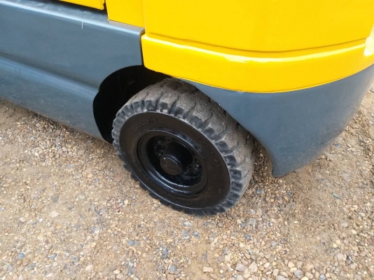 ขายรถยก TCM FD25 Z5 เครื่องดีเซล C240 เสาสูง 3 เมตร ยกได้ 2.5 ตัน เกียร์ออโต้ รถนอกนำเข้า ติดต่อ 098-7962549