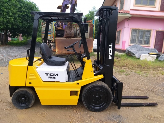 ขายรถยก TCM FD25 Z2 เครื่องดีเซล C240 เสาสูง 5 เมตร ยกได้ 2.5 ตัน เกียร์ธรรมดา สไลด์ชิพ ยางตันหน้า-หลัง รถนอกนำเข้า ติดต่อ 063-5628992 ขายรถยก TCM FD25 Z2 เครื่องดีเซล C240 เสาสูง 5 เมตร ยกได้ 2.5 ตัน เกียร์ธรรมดา สไลด์ชิพ ยางตันหน้า-หลัง รถนอกนำเข้า ติดต่อ 063-5628992