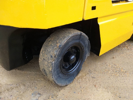 ขายรถยก TCM FD25 Z2 เครื่องดีเซล C240 เสาสูง 5 เมตร ยกได้ 2.5 ตัน เกียร์ธรรมดา สไลด์ชิพ ยางตันหน้า-หลัง รถนอกนำเข้า ติดต่อ 063-5628992 ขายรถยก TCM FD25 Z2 เครื่องดีเซล C240 เสาสูง 5 เมตร ยกได้ 2.5 ตัน เกียร์ธรรมดา สไลด์ชิพ ยางตันหน้า-หลัง รถนอกนำเข้า ติดต่อ 063-5628992